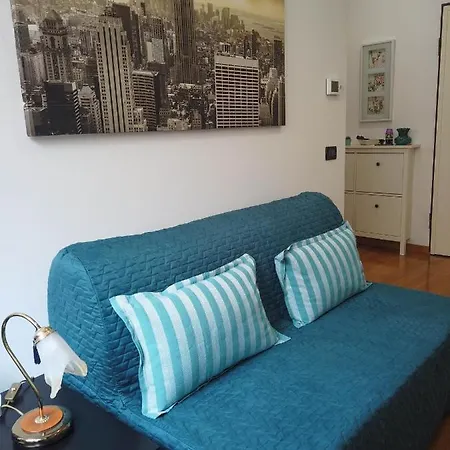 Magenta Centre Economy Apartment Genoa Exterior photo