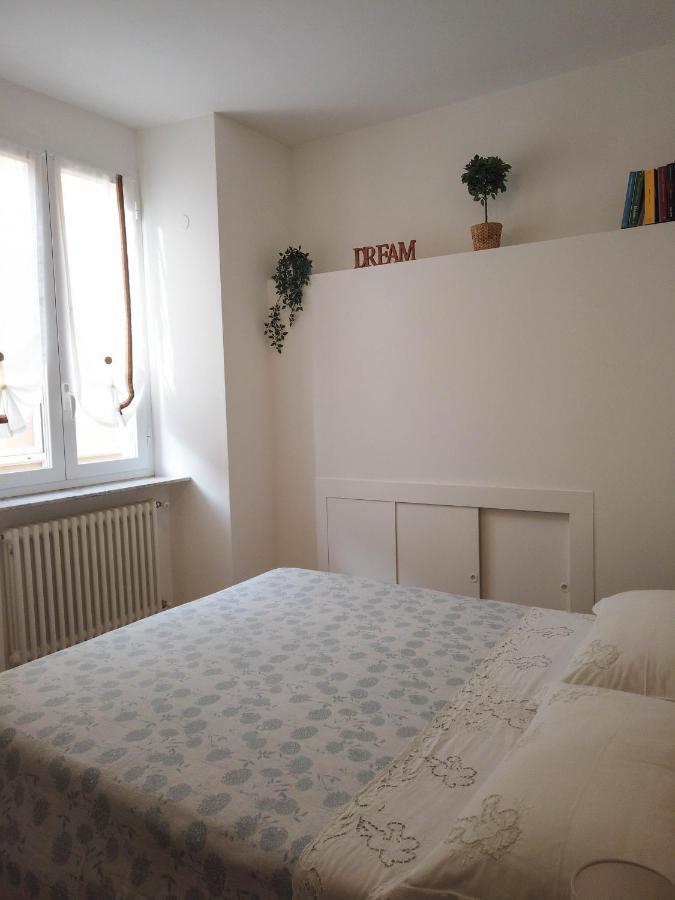 Magenta Centre Economy Apartment Genua